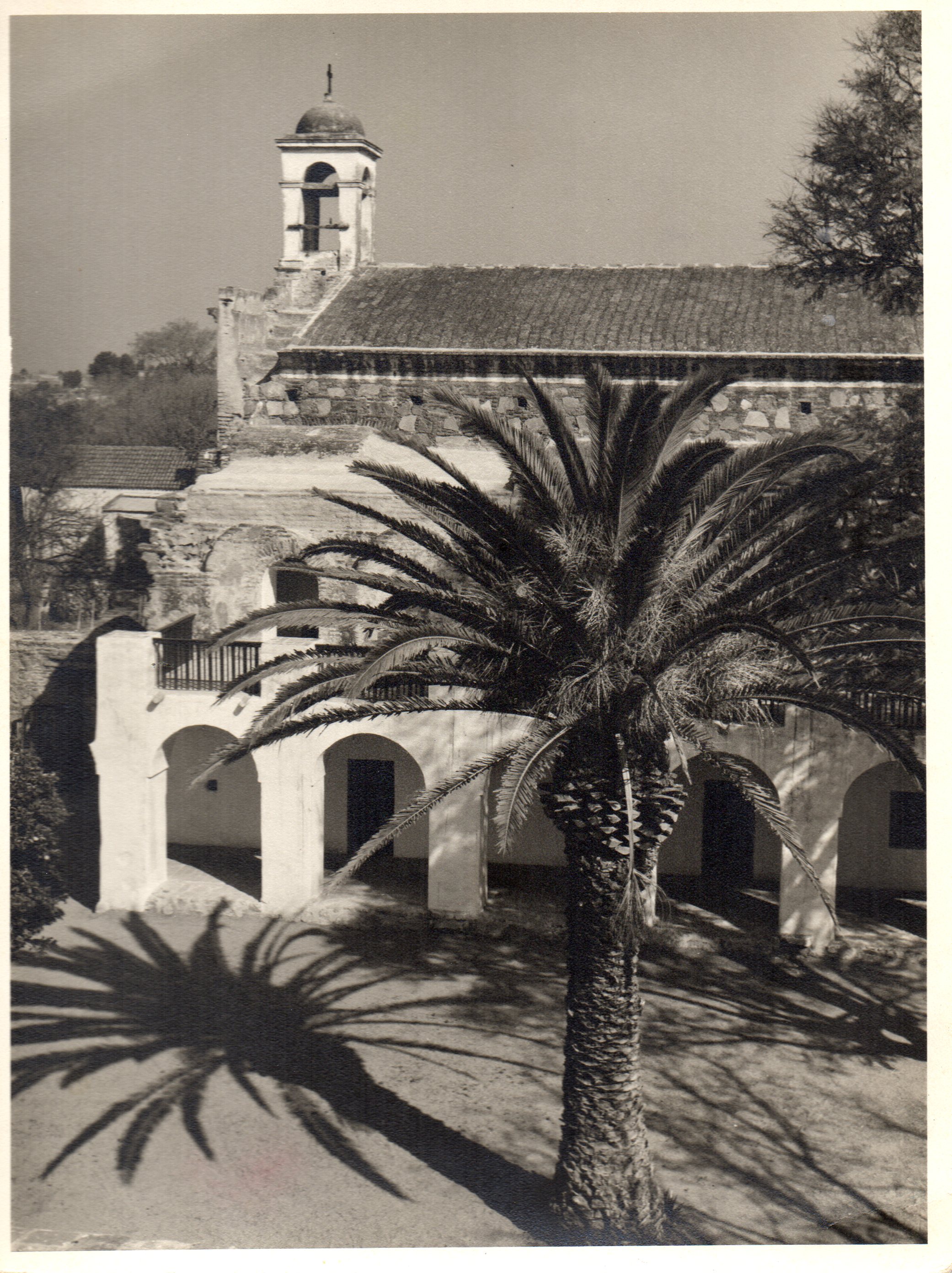 Patio de los Naranjos, (1941-1950)